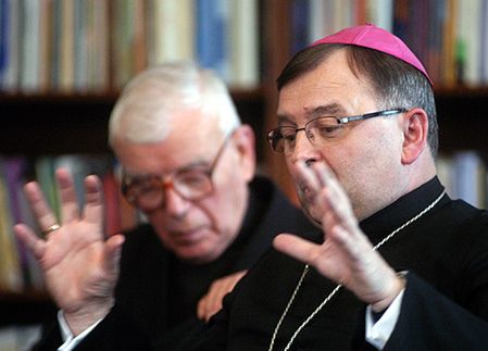 Abp Życiński złożył wyjaśnienia przed prokuratorem