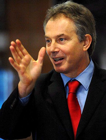 Blair: nikt nie planuje interwencji militarnej w Iranie