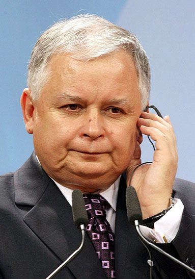 Prezydent Lech Kaczyński wrócił ze spotkania Trójkąta Weimarskiego