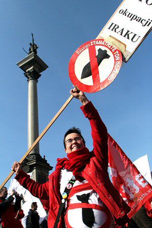 Demonstranci: wyrzutnia dla rządu, nie dla rakiet!