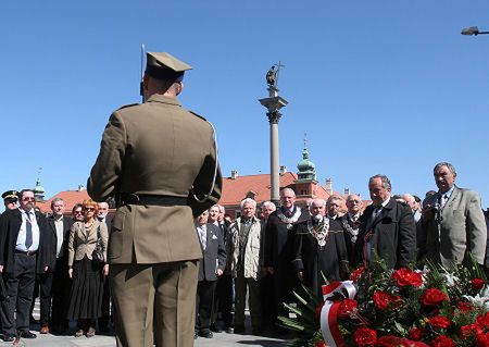 "Polska za mało angażuje się w sprawę Katynia"