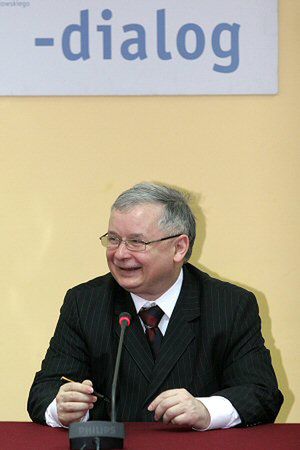 "J. Kaczyński nie był komunistą jak Michnik i Putin"