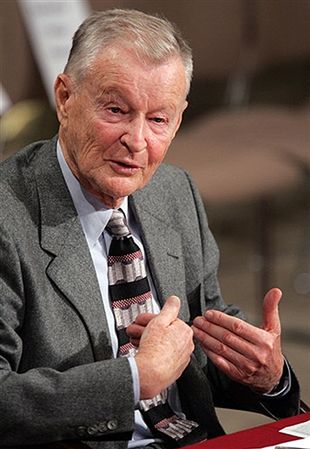 Brzeziński: wojska USA należy wycofać z Iraku