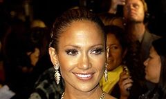 2 mln dolarów i złoty mikrofon z brylantami dla Jennifer Lopez