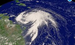 Przygotowania do ataku huraganu Dean