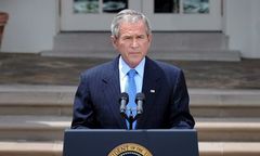 Bush chciał użyć wojska na terenie USA