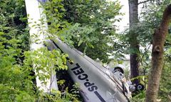 Awionetka runęła na ziemię. Miała zrzucić kwiaty na ślub