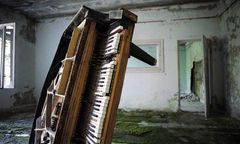 Raj, który stał się piekłem