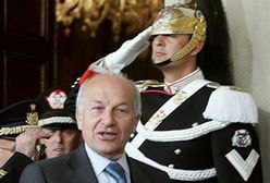 Ukradziono krawaty z siedziby partii komunistycznej