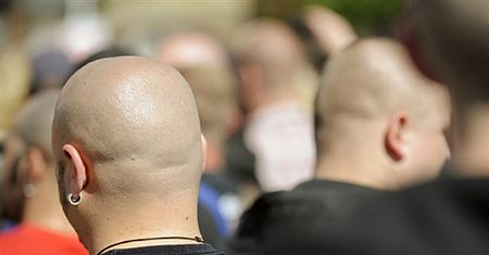 Niemieccy neonaziści coraz brutalniejsi