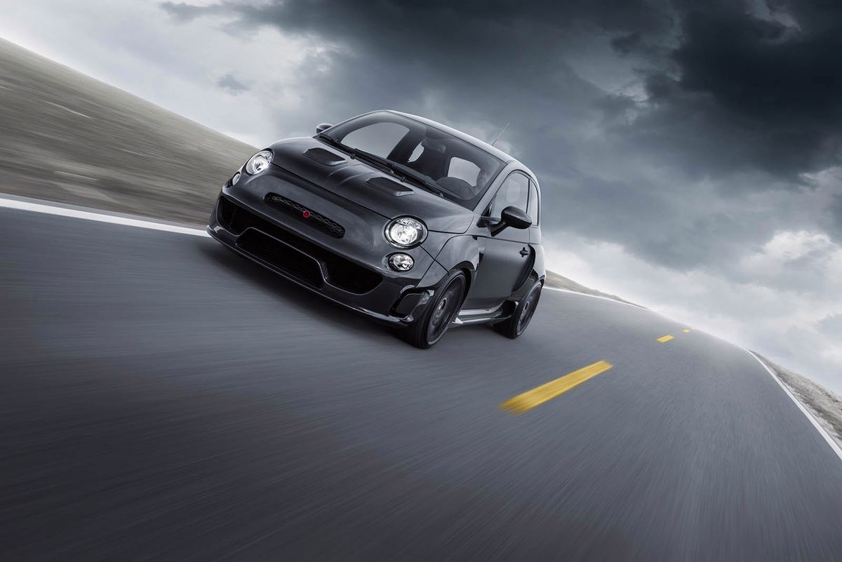 Fiat 500 Pogea Racing Ares - 400 KM w małym mieszczuchu