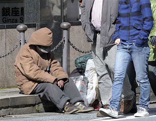 Bezdomni Polacy marzną na wiedeńskich ulicach