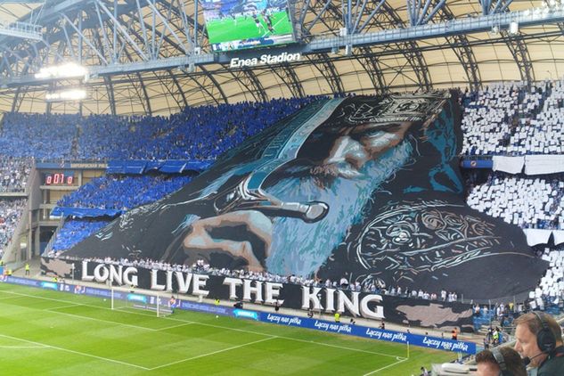 Na zdjęciu: oprawa kibiców Lecha Poznań