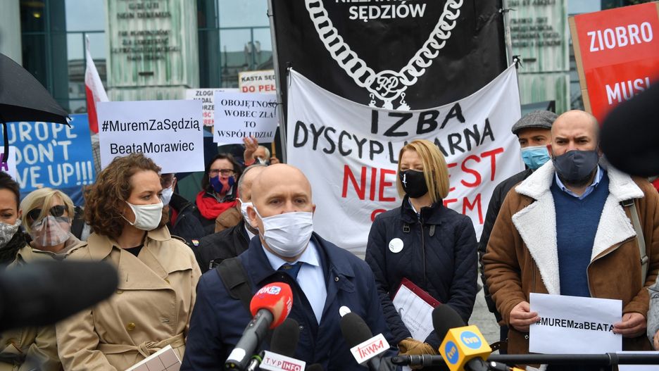 Izba Dyscyplinarna decyduje o losie sędzi Beaty Morawiec. Przed Sądem Najwyższym trwa demonstracja 