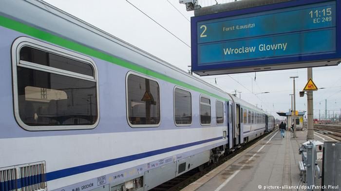 Ostatni kurs EuroCity „Wawel?. Regres w polsko-niemieckich relacjach?