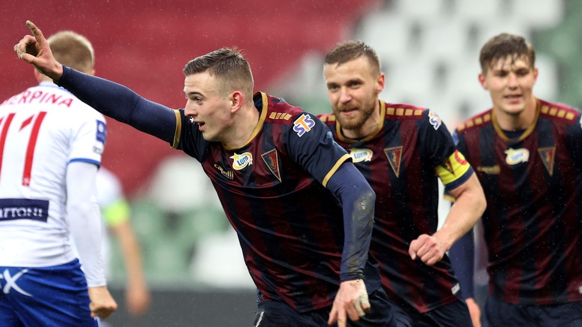 PAP / Andrzej Grygiel / Na zdjęciu: radość piłkarzy Pogoni Szczecin