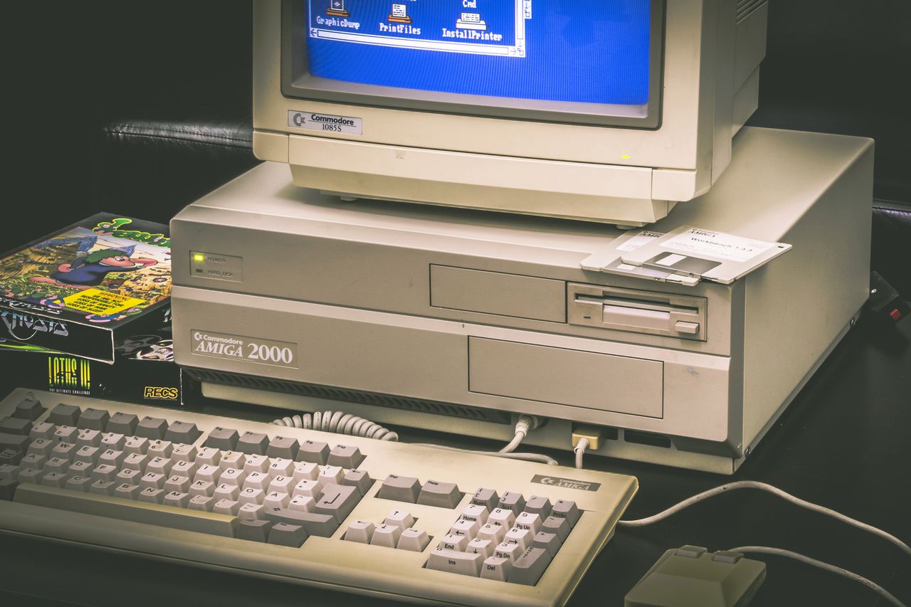 Komputerowe wykopaliska: Amiga 2000, czyli Amiga 500 w obudowie PC