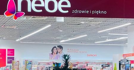 Viralowe produkty do włosów w Hebe. Drugi aż 70 proc. taniej