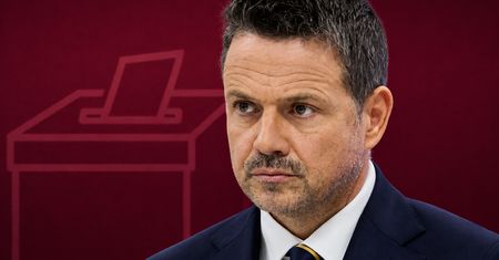 Połowa drogi do referendum, połowa podpisów. Inicjatorzy zbiórki podpisów przeciw Trzaskowskiemu liczą na "geometryczny przyrost"