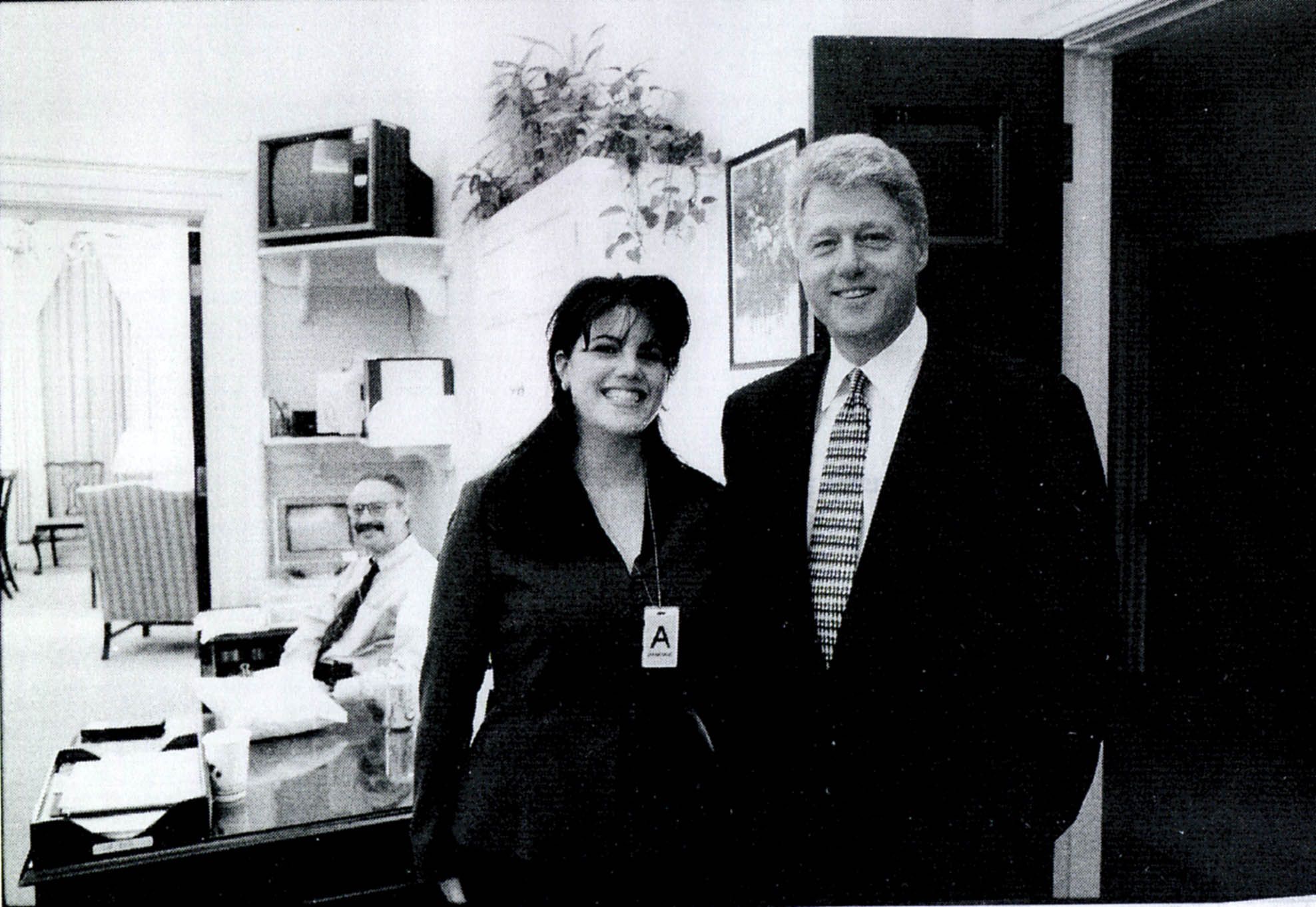 Monica Lewinsky i Bill Clinton w 1998 roku