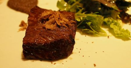 Grillowany rostbratel wołowy bez kości (samo mięso, II klasa mięsa)