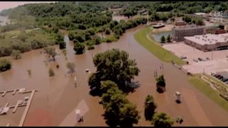 Wciąż rośnie poziom wody w rzece Mississippi