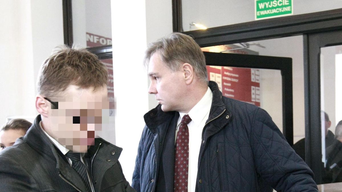 Łódzkiemu asesorowi zarzuca się także ucieczkę z majątkiem i wyzbycie się na rzecz rodziców nieruchomości, które zostały zabezpieczone przez prokuraturę