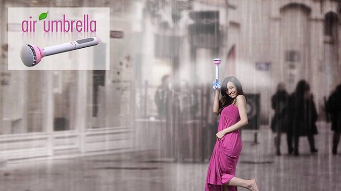 Air umbrella - niewidzialna parasolka. Genialny pomysł, który nigdy się nie sprawdzi 1