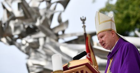 Nagle biskup zaczął mówić o in vitro. Oburzenie po homilii