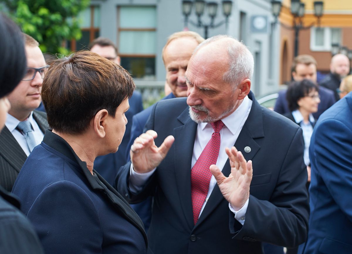 Po Smoleńsku kancelaria premier nie chce brać odpowiedzialności za loty VIP. „Zmusimy ich”