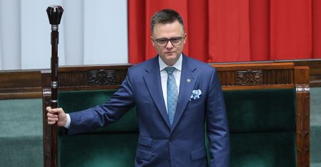 Ikar upadł, ale na polityczne trzęsienie ziemi się nie zanosi [OPINIA]