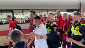 Chaos i interwencja policji. Kadra dojechała do Berlina