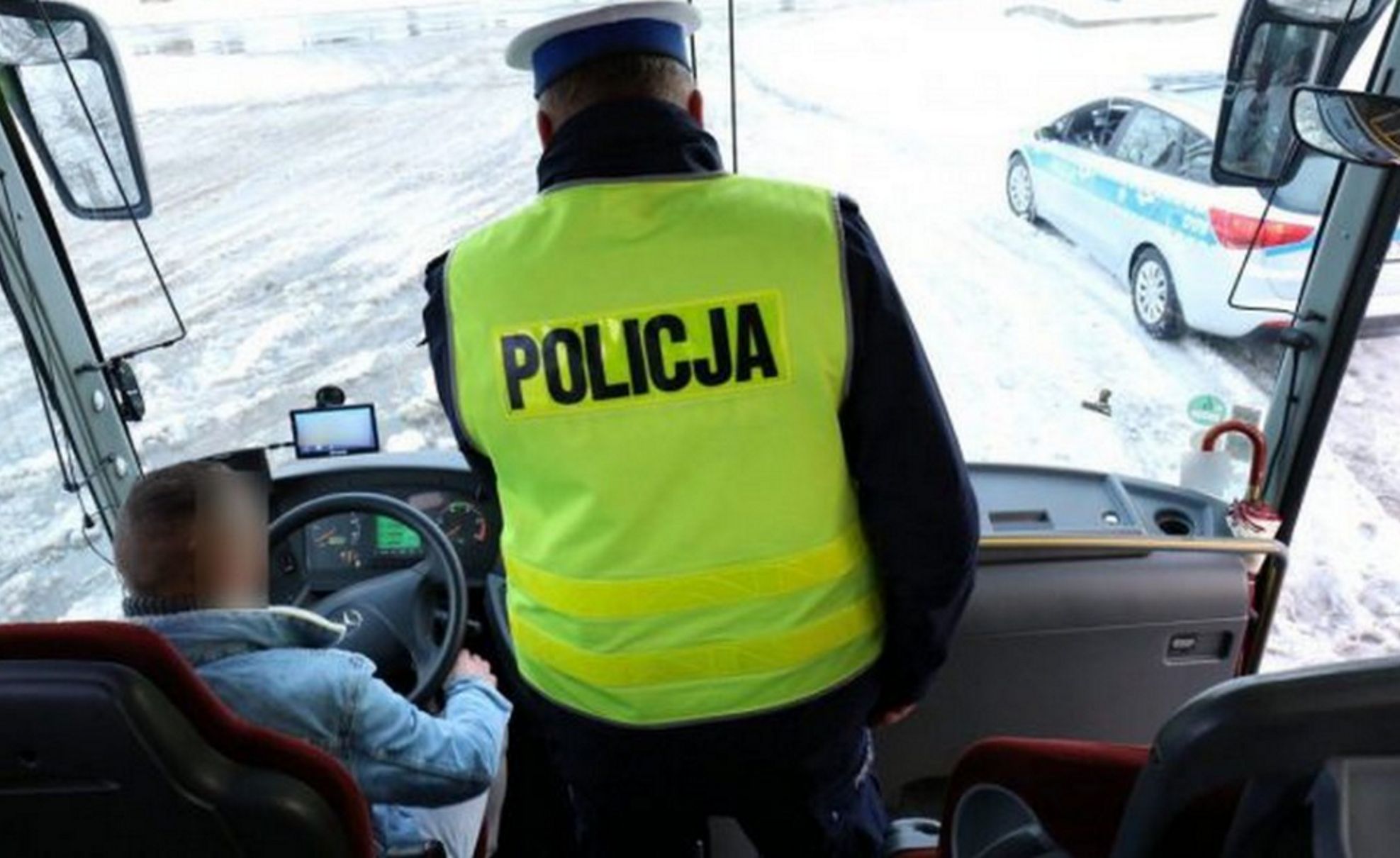 W takim stanie chciał wieźć dzieci. Policja zdążyła zainterweniować