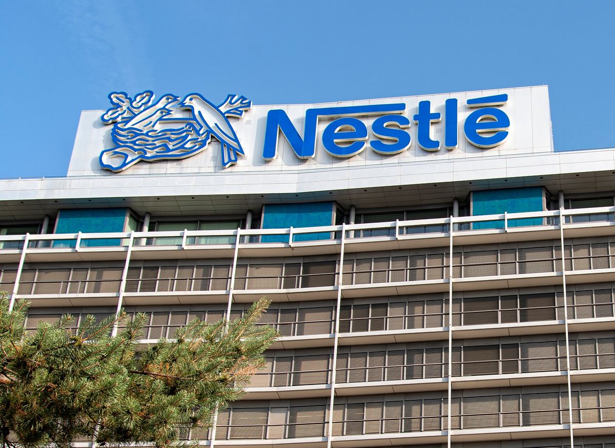 Nestle ukarane za to, że zostaje w Rosji. Hakerzy z Anonymous wykradli 10 gigabajtów danych 