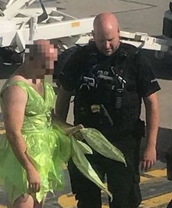 Pasażer przebrany za Dzwoneczka wyrzucony z samolotu do Krakowa