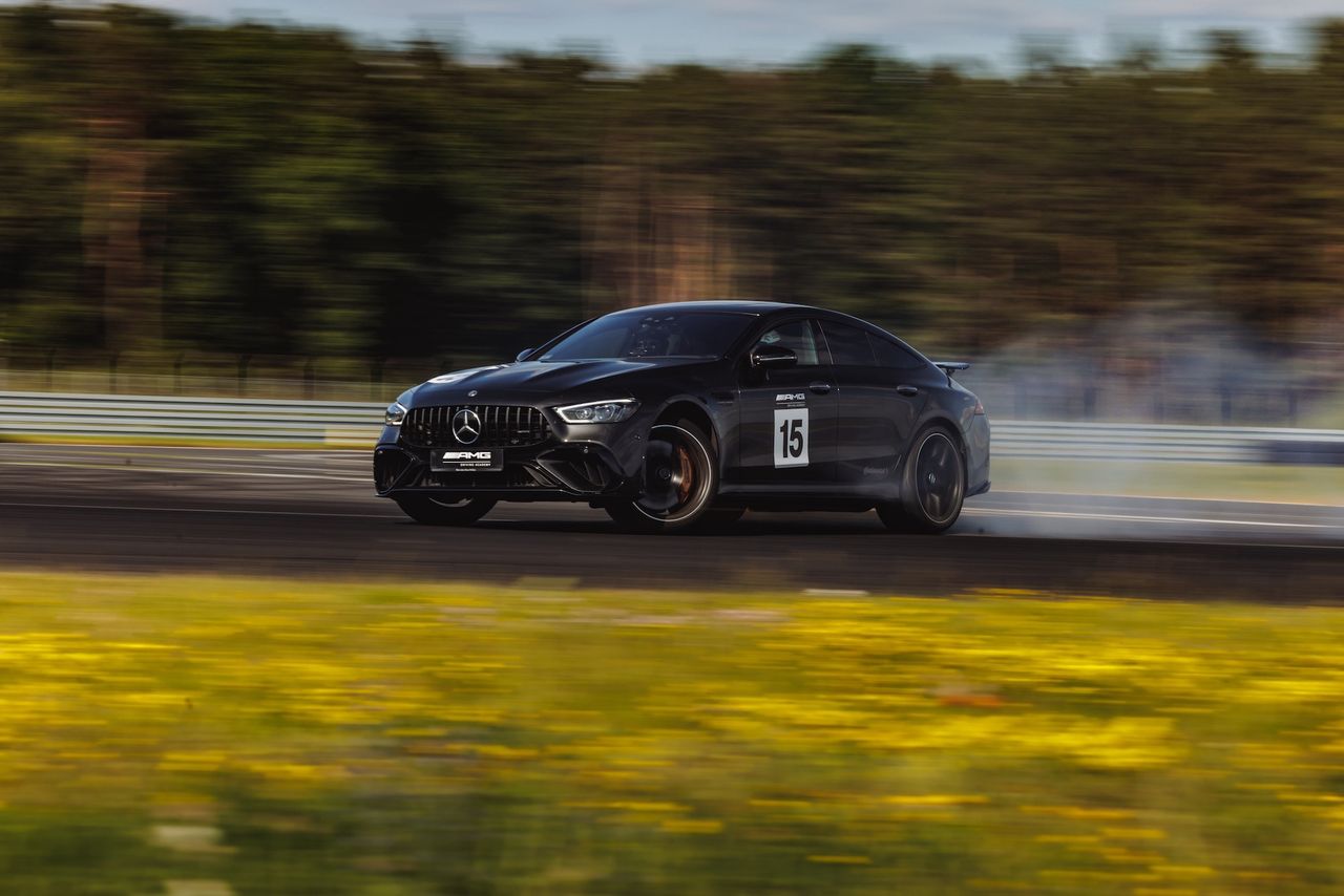 AMG Driving Academy na Silesia Ringu: dla tych, co mają benzynę we krwi, ale w ich żyłach też już płynie prąd