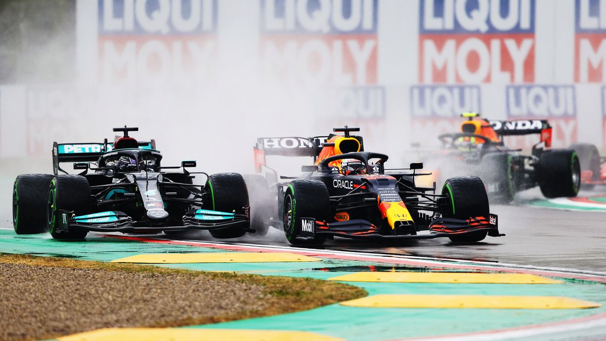 Max Verstappen i Lewis Hamilton (po lewej)