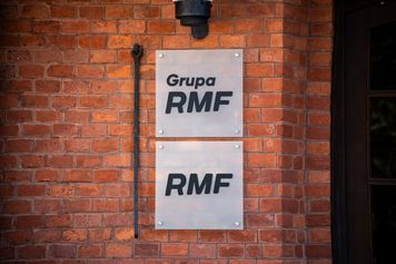 RMF FM liderem opiniotwórczych mediów w Polsce. Stacja wróciła na pierwsze miejsce rankingu IMM