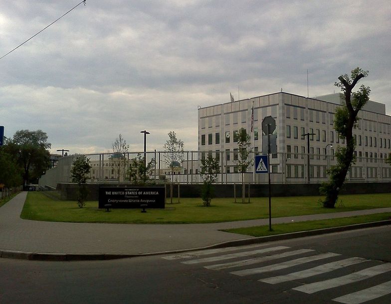 USA zmniejszają personel ambasady Ukrainy. Narastają obawy przed wojną