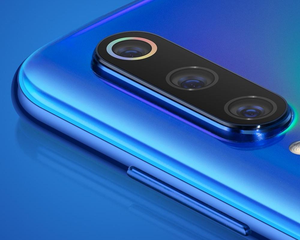 Xiaomi Mi 9 oficjalnie. Odświeżone wzornictwo, potrójny aparat 48 Mpix i układ Snapdragon 855 10