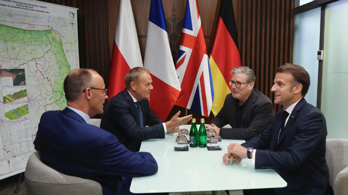 Przywódcy europejskich państw przy jednym stole