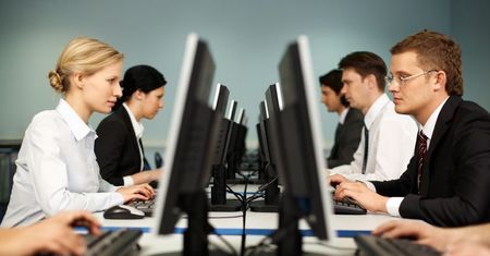 Problemy, które mogą się pojawić, gdy siedzisz za długo