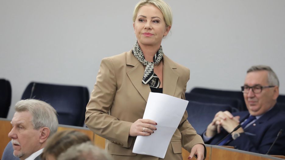 Izabela Bodnar
Tomasz Gzell
11, 11 11., 11., inauguracyjne, Jedenasta, Jedenastej, kadencja, kadencji, pierwsze, polityk polityka, Polityka, posiedzenie, senat, Senat RP, senator, senatu, XI, XI kadencja