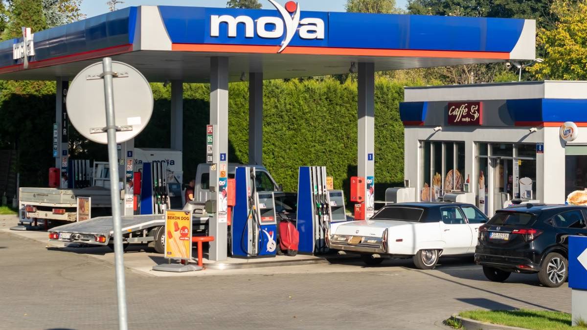 Anwim, właściciel sieci stacji paliw Moya, sprzedany