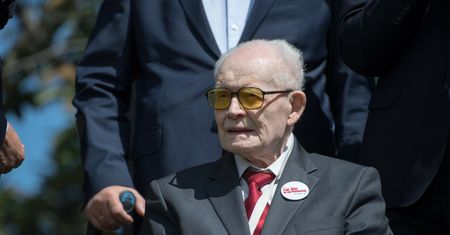 Prof. Strzembosz zdziwiony na marszu 4 czerwca