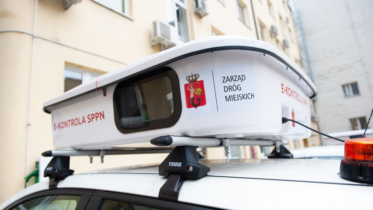 Nieuczciwy kierowca założył niemieckie tablice-widmo.