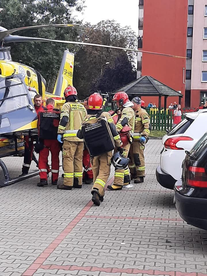 Tragiczny wypadek na Śląsku. Z balkonu na III piętrze wypadła 8-letnia dziewczynka