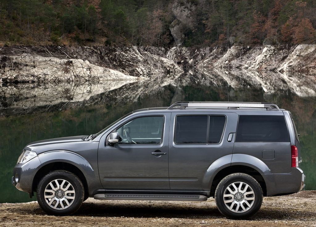 Nissan Pathfinder 3