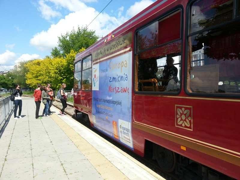 Zabytkowy tramwaj wraca na warszawskie tory