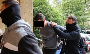 Wjechał w małżeństwo i ich dziecko. Matka Huberta B.: "Modlimy się za nich"
